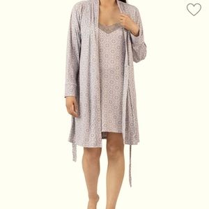 NWT Tahari Two-Piece Travel Pajama Set